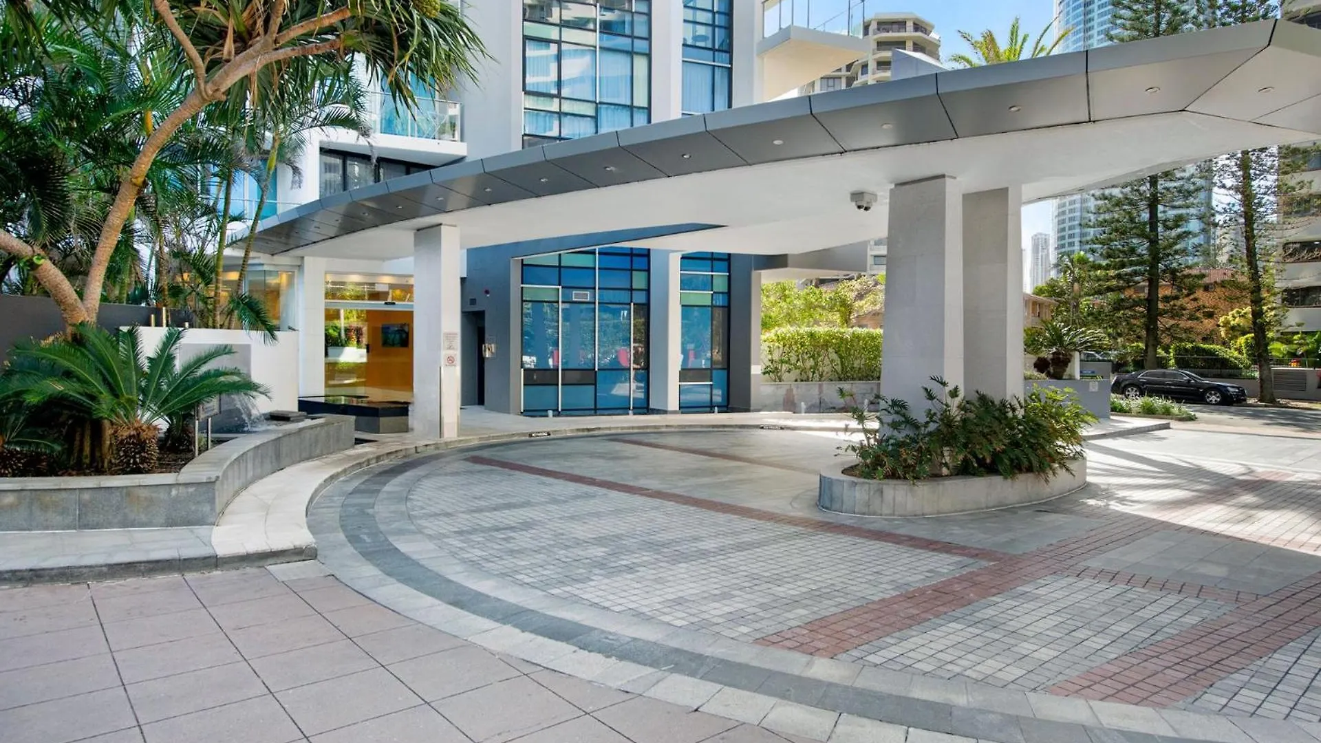 Artique 3 Bedroom Apartment Close To The Beach - Coasthm Gold Coast 0*,